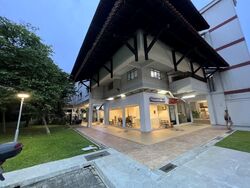 Bedok Reservoir Road (D16), Shop House #606799951